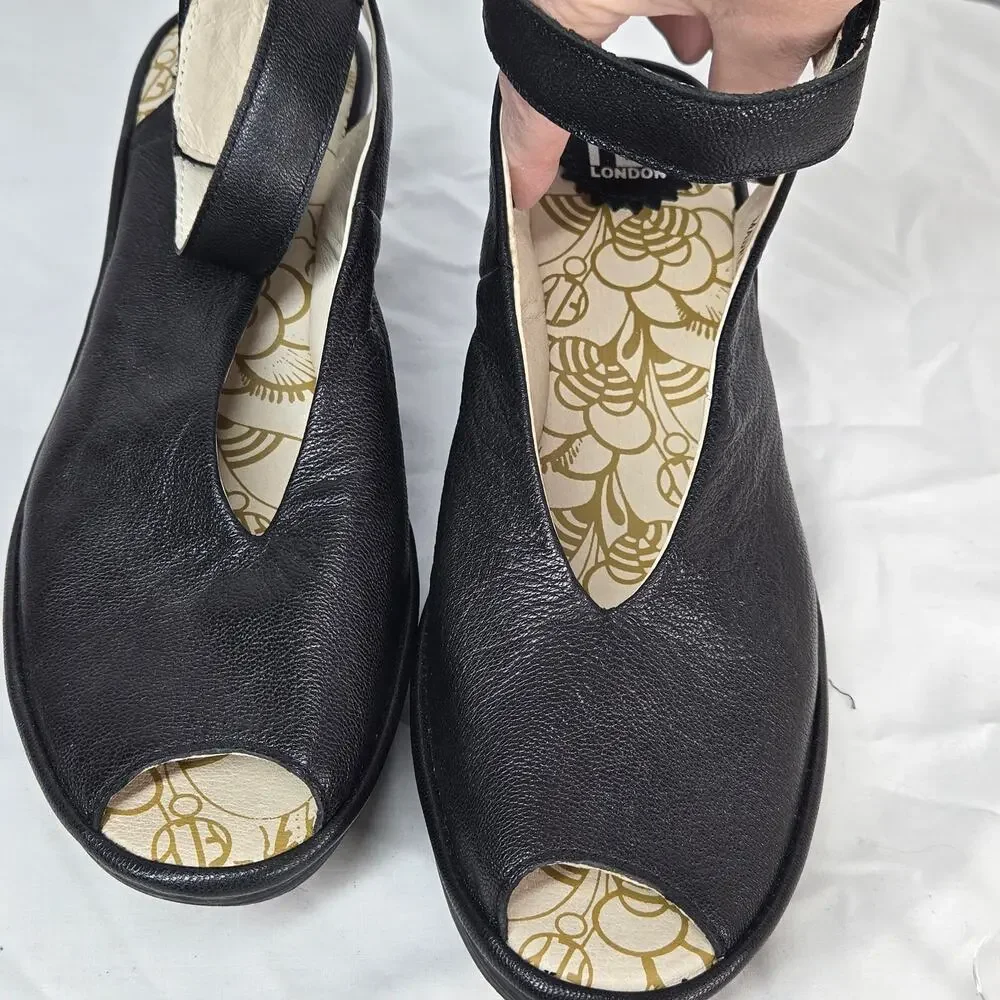 Fly London Yala EU 40 US 9.5 Black Leather Peep Toe Platform Wedge Sandals
